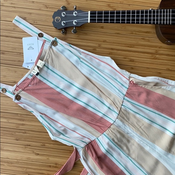 🔶🔸ROXY FROM THE CLOUDS STRAPPY JUMPSUIT🔸🔶 - Picture 4 of 12